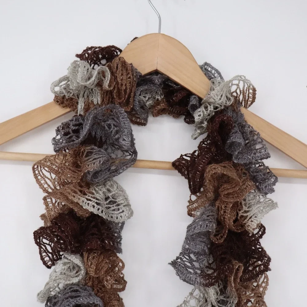 Unbranded Scarf Womens OS Ruffle Spiral Knit Brown Gray Earthy Boho Excellent